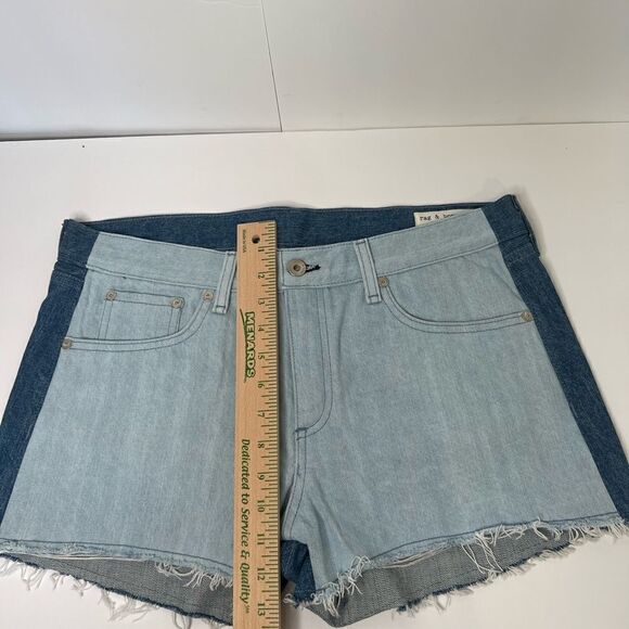 RAG & Bone TWO-TONE CUTOFF DENIM SHORTS IN DOUBLE BLUES size 30 - Picture 9 of 12